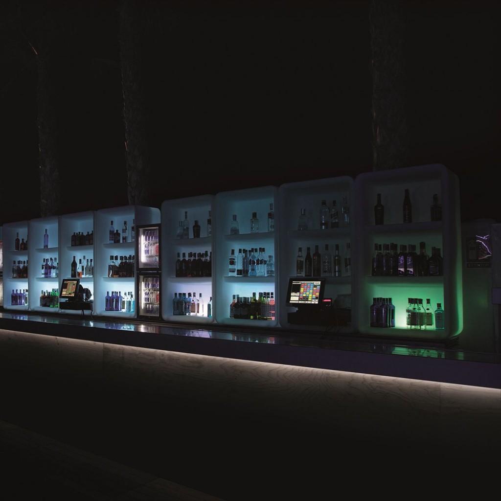 Spatiu depozitare cu iluminare din polietilena Bartolomeo Display Light - Nuovo Design